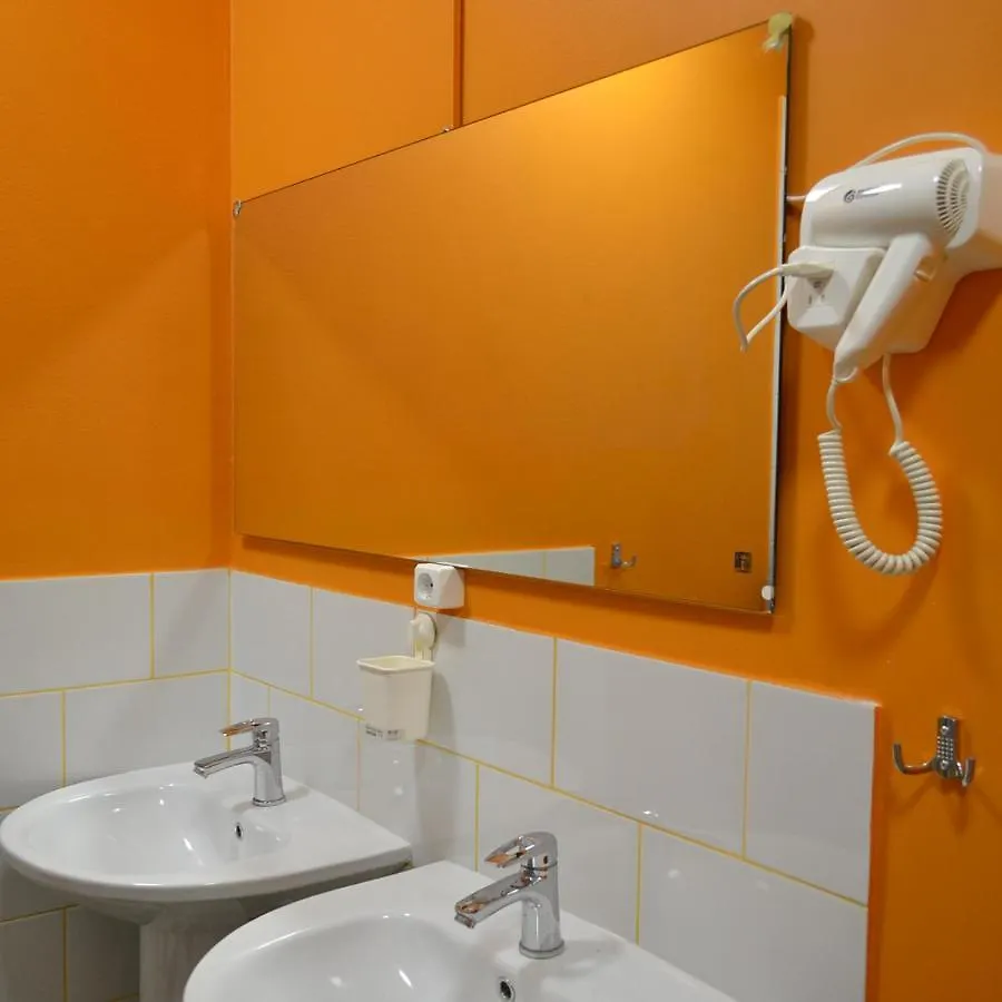 Golden Square Hostel Almaty